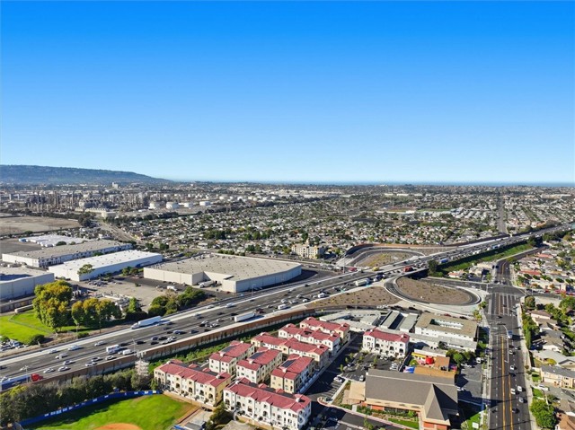 Detail Gallery Image 26 of 39 For 2750 W 182nd #129,  Torrance,  CA 90504 - 3 Beds | 3 Baths