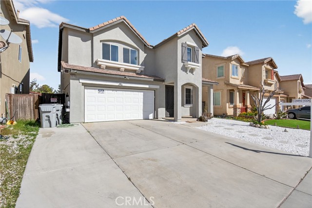 Detail Gallery Image 3 of 31 For 14016 Katelyn St, Hesperia,  CA 92345 - 6 Beds | 3 Baths