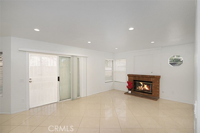 Detail Gallery Image 11 of 32 For 13099 Palisade Pl, Moreno Valley,  CA 92553 - 4 Beds | 3 Baths