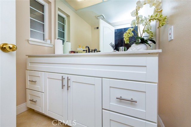19905 Eagle Ridge Lane, Porter Ranch CA: https://media.crmls.org/medias/d2a5926e-6ee4-4ab9-8e22-f3fda352de02.jpg