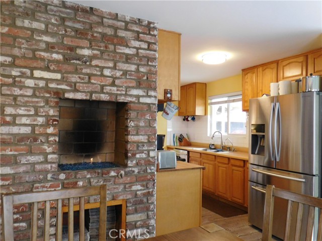 Detail Gallery Image 20 of 56 For 2669 W Russell Ave, Anaheim,  CA 92801 - 3 Beds | 2 Baths