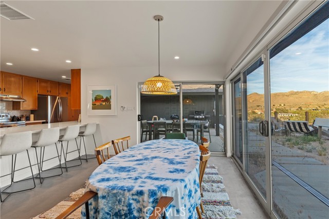 Detail Gallery Image 17 of 67 For 58747 San Marino, Yucca Valley,  CA 92284 - 3 Beds | 2/1 Baths