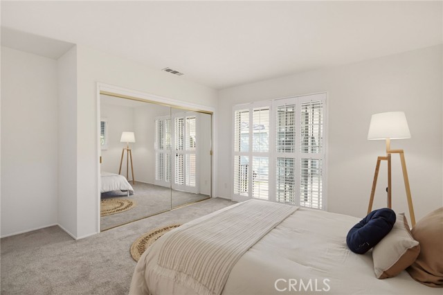 4219 Artesia photo 19