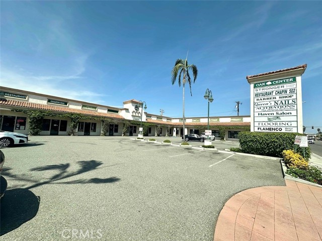 0, Los Alamitos CA: https://media.crmls.org/medias/d2a65592-8ba3-4c3a-86d6-1d669fc3c4fd.jpg