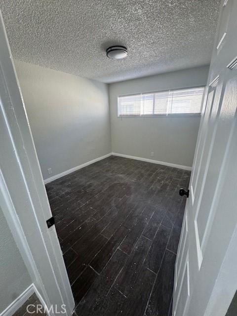 Detail Gallery Image 2 of 3 For 1010 S Grandee Ave #4,  Compton,  CA 90220 - 3 Beds | 1 Baths