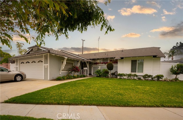 Detail Gallery Image 1 of 49 For 11715 Broadfield Dr, La Mirada,  CA 90638 - 3 Beds | 2 Baths