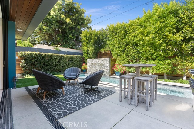 Detail Gallery Image 32 of 41 For 8835 Rosewood Ave, West Hollywood,  CA 90048 - 3 Beds | 4 Baths
