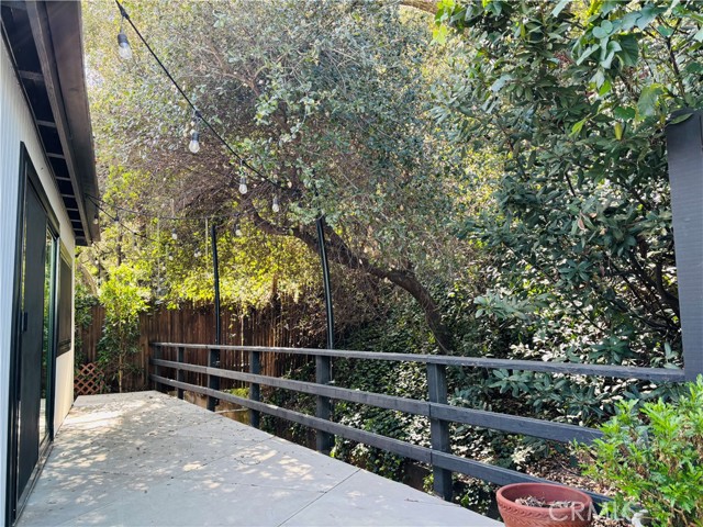 Detail Gallery Image 21 of 25 For 4283 Morro, Woodland Hills,  CA 91364 - 3 Beds | 2 Baths