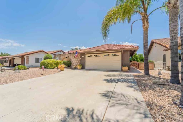 Detail Gallery Image 35 of 43 For 2085 Flame Tree Way, Hemet,  CA 92545 - 2 Beds | 2 Baths