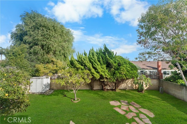 Detail Gallery Image 27 of 32 For 17172 Berlin Ln, Huntington Beach,  CA 92649 - 3 Beds | 2 Baths