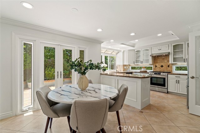 Detail Gallery Image 10 of 36 For 16 Harrisburg, Irvine,  CA 92620 - 5 Beds | 3 Baths