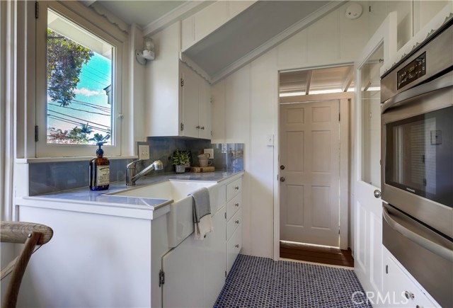 Detail Gallery Image 21 of 75 For 464 Agate St, Laguna Beach,  CA 92651 - – Beds | – Baths