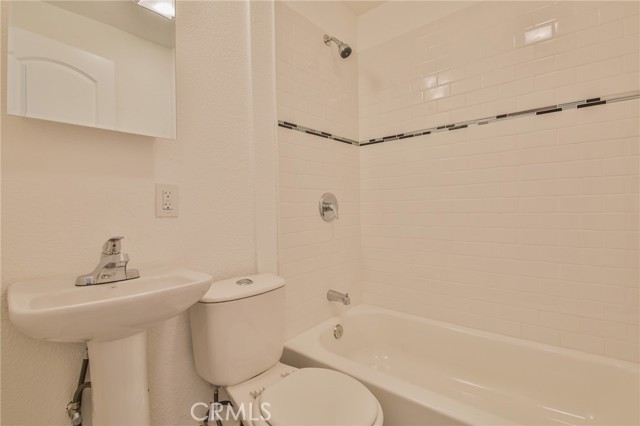 Detail Gallery Image 30 of 62 For 10115 Avalon Bld, Los Angeles,  CA 90003 - 3 Beds | 2 Baths