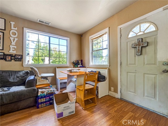 Detail Gallery Image 6 of 19 For 22235 Forest, Cedarpines Park,  CA 92322 - 1 Beds | 1 Baths