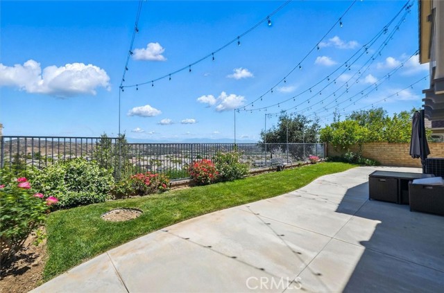 29316 Las Brisas Road, Valencia CA: https://media.crmls.org/medias/d2ac0490-d5ee-448d-89e8-1761d9e73190.jpg