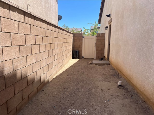 Detail Gallery Image 28 of 36 For 11764 Andrews Pl, Victorville,  CA 92392 - 4 Beds | 3/1 Baths