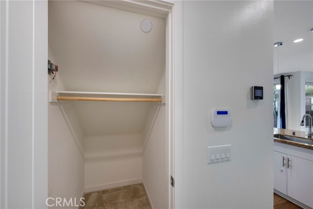 Detail Gallery Image 11 of 41 For 18 Prominence, Lake Forest,  CA 92630 - 3 Beds | 2/1 Baths