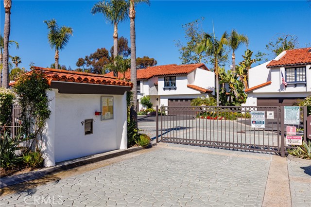 34101 Via California, San Juan Capistrano CA: https://media.crmls.org/medias/d2ae06a2-ef7a-4be9-bd95-83778abb85d4.jpg