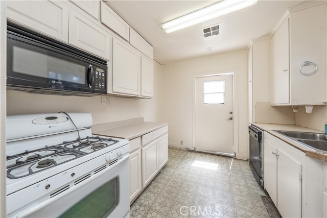 4146 E Calwa Avenue, Fresno, CA, 93725 4146 E Calwa Avenue, Fresno, CA, 93725