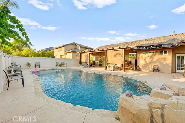 242 Lipizzan Drive, San Jacinto CA: https://media.crmls.org/medias/d2aee077-a46f-47f6-a6be-edcef1a01006.jpg