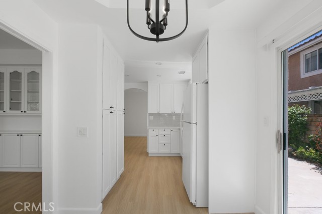 Detail Gallery Image 5 of 23 For 1726 Blossom Ct, Newbury Park,  CA 91320 - 4 Beds | 3 Baths