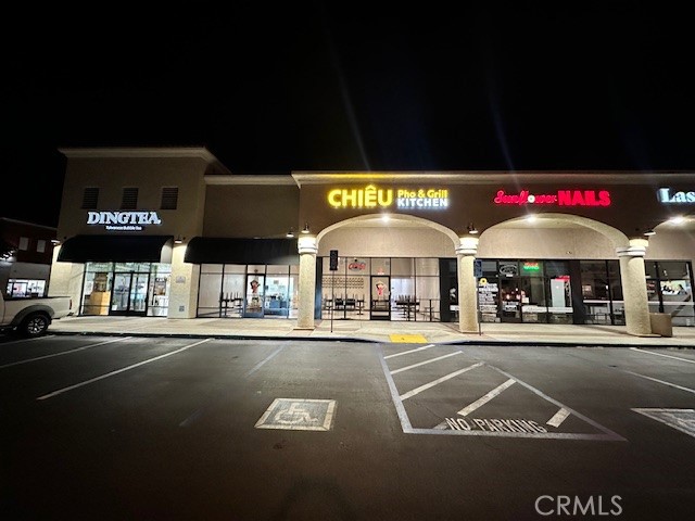 1356 West Valley, Escondido CA: https://media.crmls.org/medias/d2b29464-3d11-4e26-bb50-4203377c0ce3.jpg