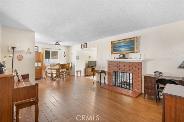 Detail Gallery Image 7 of 23 For 413 E Grant St, Santa Maria,  CA 93454 - 3 Beds | 2 Baths