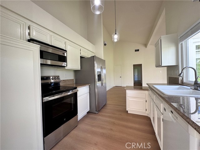 Detail Gallery Image 12 of 31 For 162 Calle Cuervo, San Clemente,  CA 92672 - 2 Beds | 2 Baths