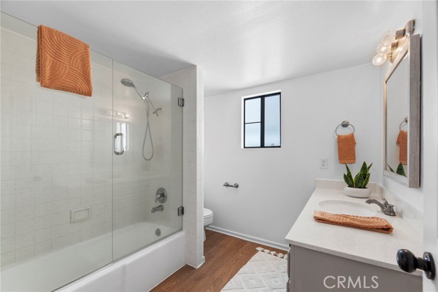 920 Loma Drive, Hermosa Beach, California 90254, 3 Bedrooms Bedrooms, ,2 BathroomsBathrooms,Residential,Sold,Loma,SB24127387