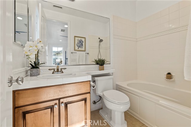 Detail Gallery Image 33 of 54 For 20100 Livorno Ln, Yorba Linda,  CA 92886 - 4 Beds | 3/1 Baths