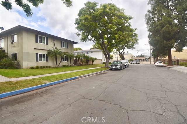 2245 W Vancouver Drive, Anaheim CA: https://media.crmls.org/medias/d2b56cc6-c75e-41d2-8c96-9b7624817077.jpg