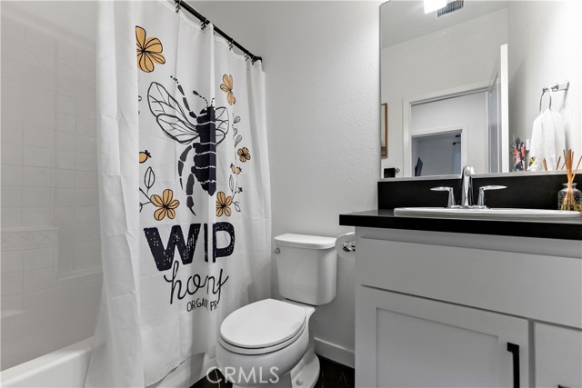 Detail Gallery Image 13 of 16 For 4301 San Miguel, Madera,  CA 93636 - 3 Beds | 2/1 Baths