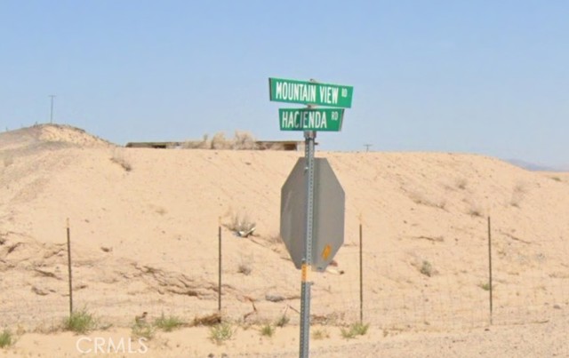 Detail Gallery Image 2 of 5 For 38850 Mountain View Rd, Newberry Springs,  CA 92365 - – Beds | – Baths