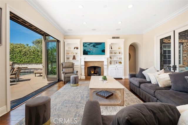 18 Calle Pacifica, San Clemente CA: https://media.crmls.org/medias/d2b72452-387c-4b9e-a9f4-b453e759bda6.jpg
