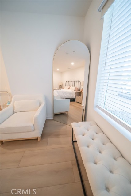 17952 Seaglass Drive, Huntington Beach CA: https://media.crmls.org/medias/d2b7306f-cd29-4b23-a4e0-8966cf53c368.jpg