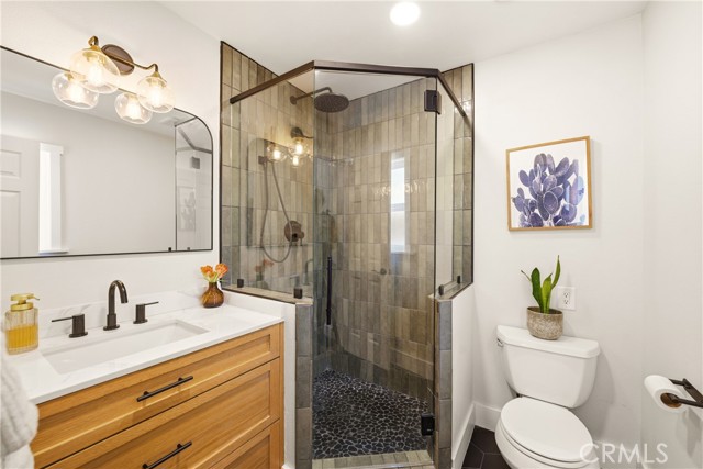 Detail Gallery Image 12 of 29 For 2041 Lupin St, Simi Valley,  CA 93065 - 3 Beds | 2 Baths