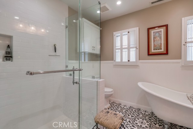 3952 Gaviota Avenue, Long Beach CA: https://media.crmls.org/medias/d2b7f6ea-ce8b-4b9c-a0cd-1277c0403a1e.jpg