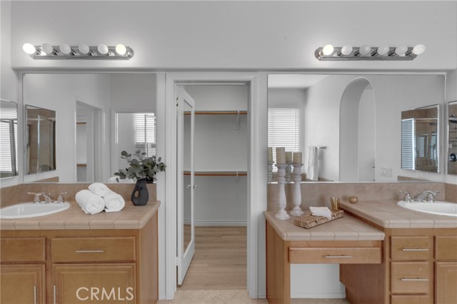 33736 Emerald Creek Court, Temecula CA: https://media.crmls.org/medias/d2b84735-4033-4aab-b6c2-deb8a71fbca6.jpg