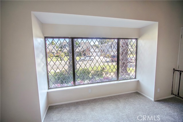 Detail Gallery Image 9 of 54 For 23910 via Copeta, Valencia,  CA 91355 - 4 Beds | 2/1 Baths