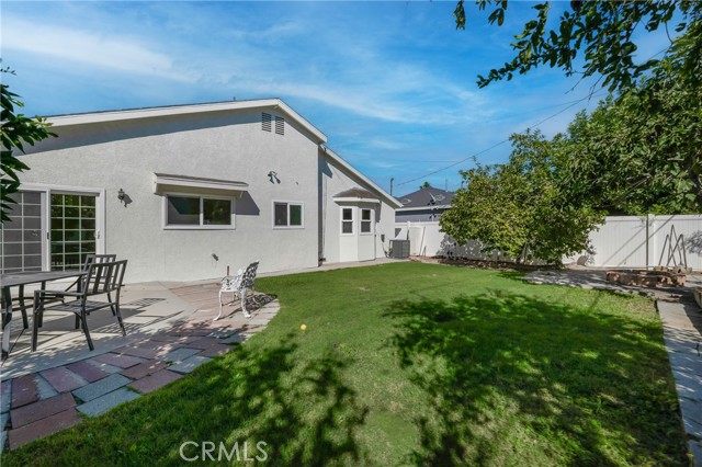 17706 Collins Street photo 35