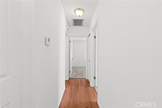 Detail Gallery Image 13 of 21 For 17414 Burma St, Encino,  CA 91316 - 3 Beds | 2 Baths