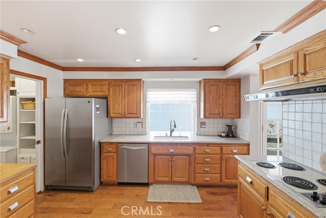 Detail Gallery Image 10 of 28 For 600 N Pepper Tree Dr, Brea,  CA 92821 - 5 Beds | 2/1 Baths