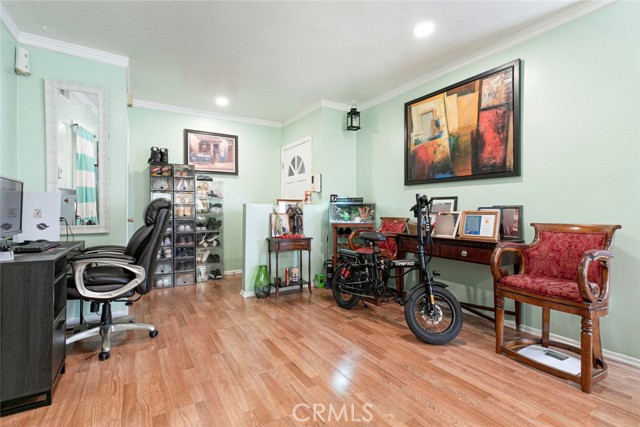 Detail Gallery Image 9 of 36 For 17151 Roscoe Bld #21,  Northridge,  CA 91325 - 2 Beds | 1/1 Baths