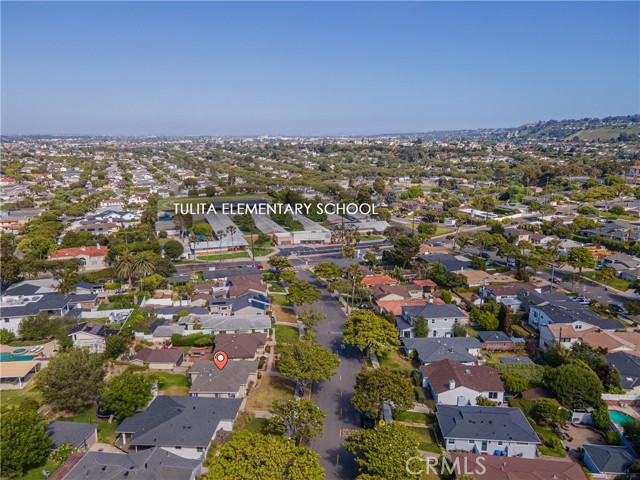 1314 Helberta Avenue, Redondo Beach, California 90277, 3 Bedrooms Bedrooms, ,1 BathroomBathrooms,Residential,Sold,Helberta,SB24129870