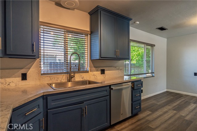 Detail Gallery Image 11 of 54 For 27 Emerald Dr, Merced,  CA 95340 - 3 Beds | 2 Baths