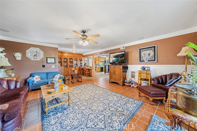 Detail Gallery Image 17 of 44 For 1222 Cynthia Ct, La Verne,  CA 91750 - 4 Beds | 2 Baths