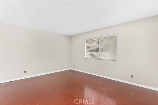 Detail Gallery Image 12 of 17 For 11742 Black Hawk Ln, Moreno Valley,  CA 92557 - 2 Beds | 1 Baths