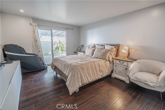 Detail Gallery Image 22 of 42 For 15543 Dearborn, North Hills,  CA 91343 - 4 Beds | 2 Baths