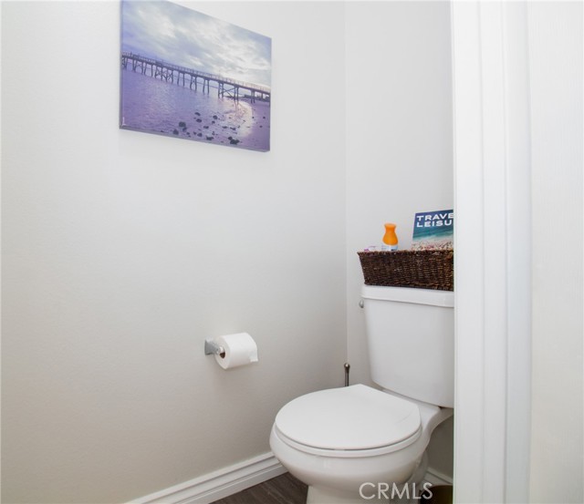 Detail Gallery Image 14 of 24 For 922 Pala Mesa, Corona,  CA 92879 - 3 Beds | 2/1 Baths