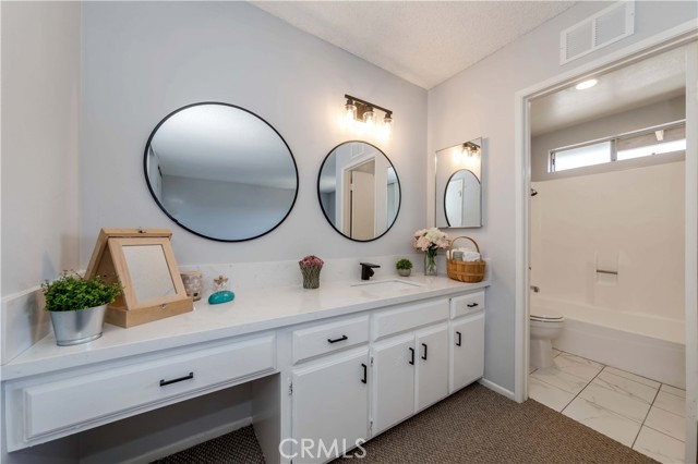 Detail Gallery Image 18 of 25 For 552 E Newmark Ave #C,  Monterey Park,  CA 91755 - 2 Beds | 2/1 Baths
